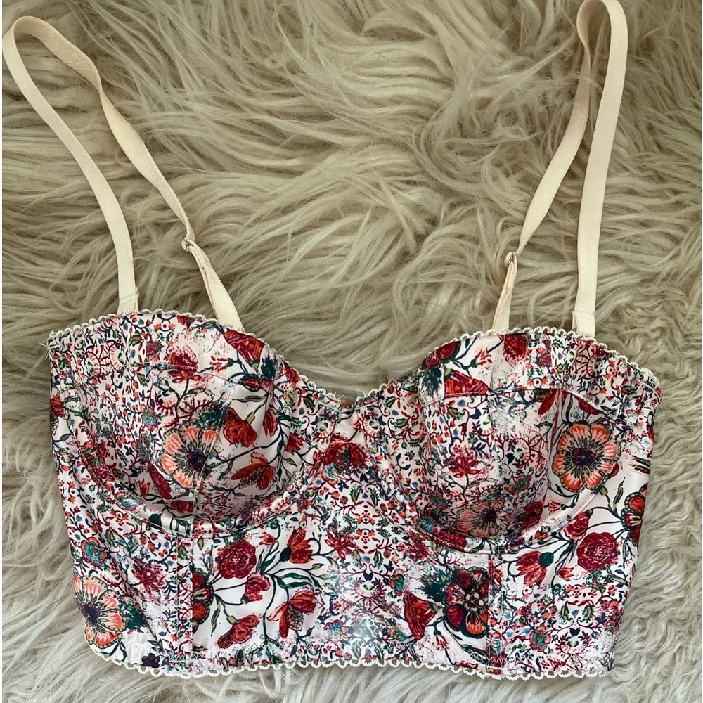 COPY - Victoria Secret floral top - Picture 1 of 6